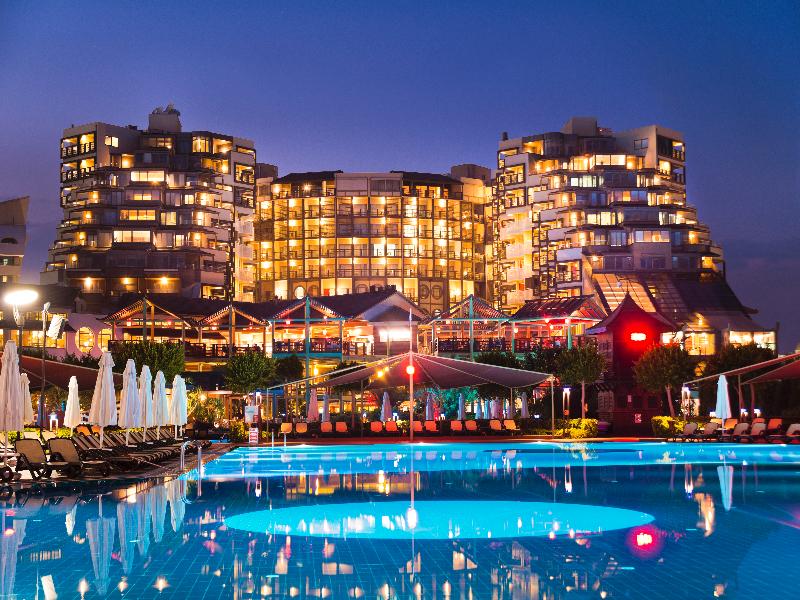Limak Lara Deluxe Hotel